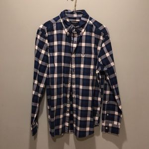 Men’s casual button down, plaid pattern